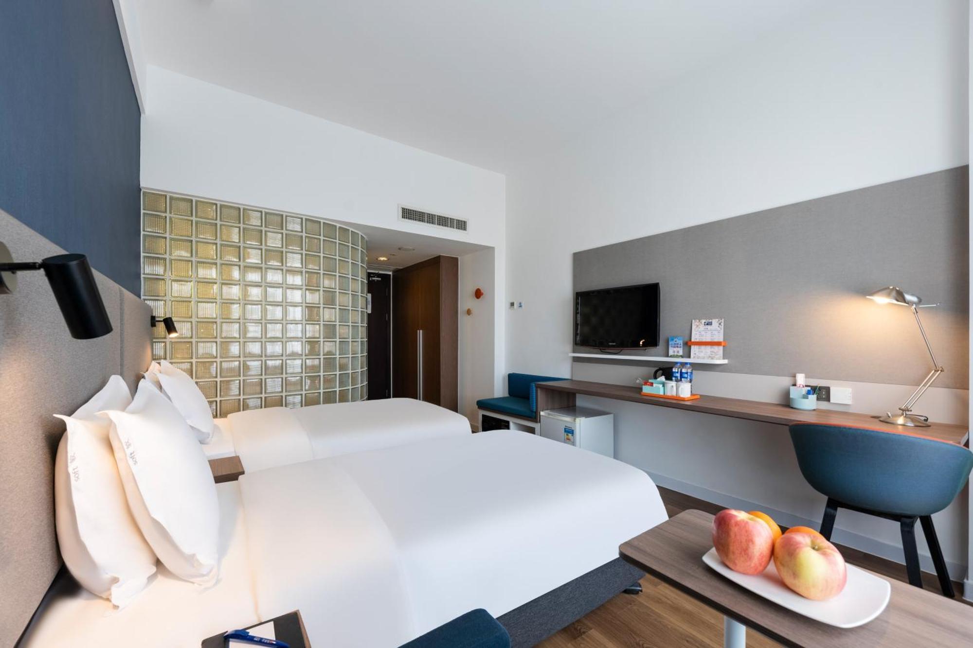 Holiday Inn Express Suzhou Changjiang By Ihg Exterior photo